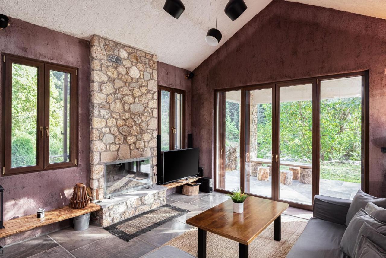 Hidden Stone Apartment